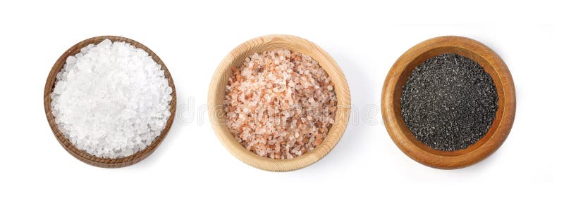 миски с другой солью на белом стоковое изображение