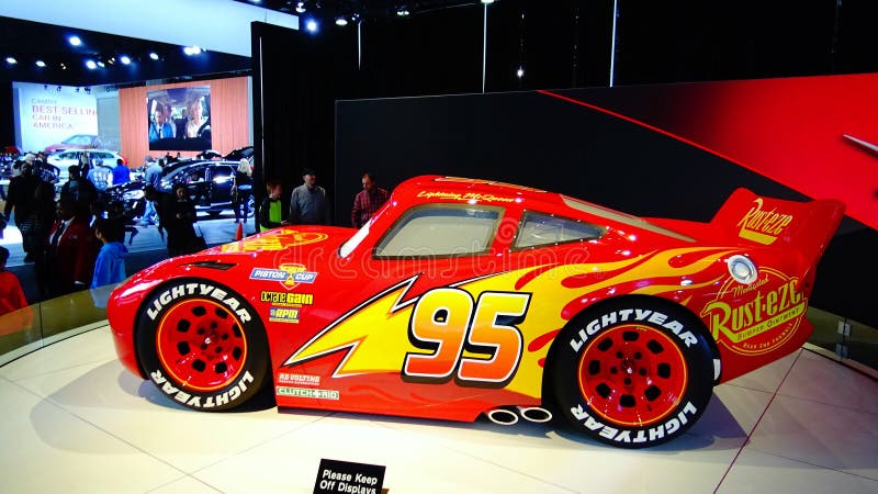 молния mcqueen редакционное стоковое изображение. изображение ...