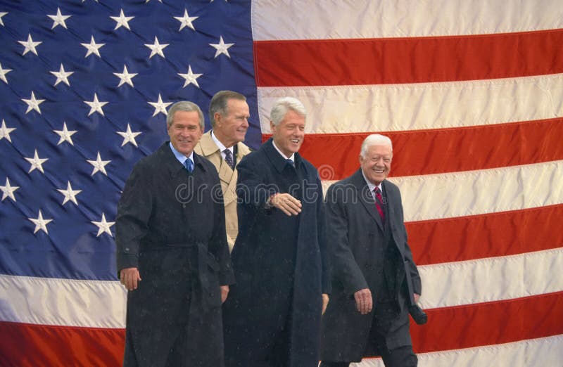 Мозаика фото американского флага и бывшего президента Bill Clinton США, президента Джордж Буш, прежних президентов Жиммы Чартер и стоковое фото Мозаика фото американского флага и бывшего президента Bill Clinton США, президента Джордж Буш, прежних президентов Жиммы Чартер и стоковое фото