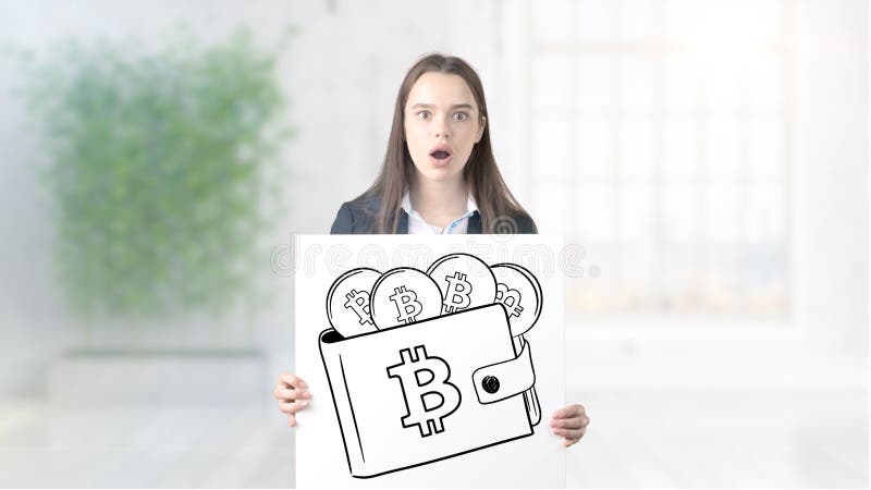 Молодая женщина Surprised усмехаясь нося костюм и смотря эскиз cryptocurrency на стене дизайна плоской Концепция стоковая фотография Молодая женщина Surprised усмехаясь нося костюм и смотря эскиз cryptocurrency на стене дизайна плоской Концепция стоковая фотография