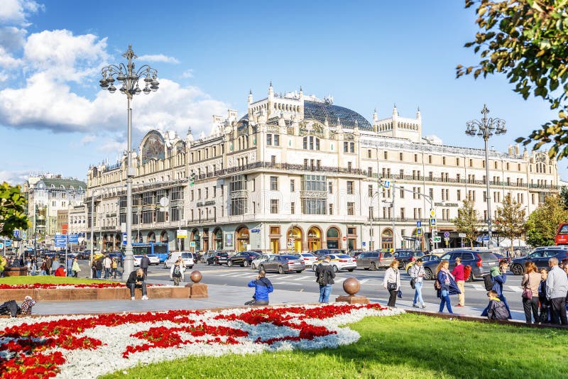Москва, Россия, 08/06/2019: Красивый вид гостиницы Metropol в центре большого города стоковое фото Москва, Россия, 08/06/2019: Красивый вид гостиницы Metropol в центре большого города стоковое фото