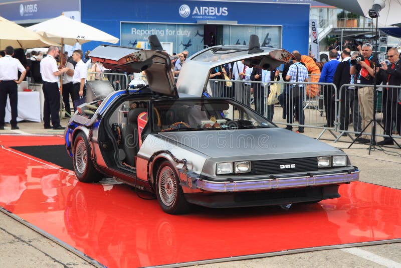 Назад к будущему Delorean стоковое изображение rf Назад к будущему Delorean стоковое изображение rf