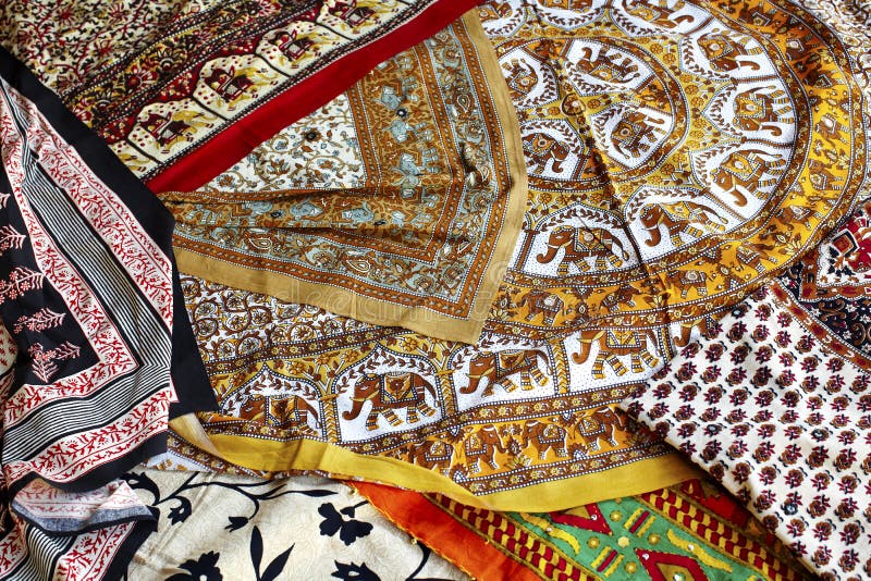 напечатанный рынок Индии ткани handmade стоковые фотографии rf