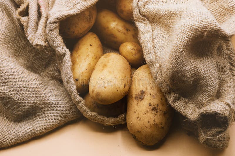 свежий вид картофеля