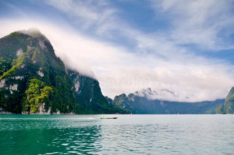 Национальный парк Khao Sok на Suratthani, Таиланде стоковая фотография Национальный парк Khao Sok на Suratthani, Таиланде стоковая фотография