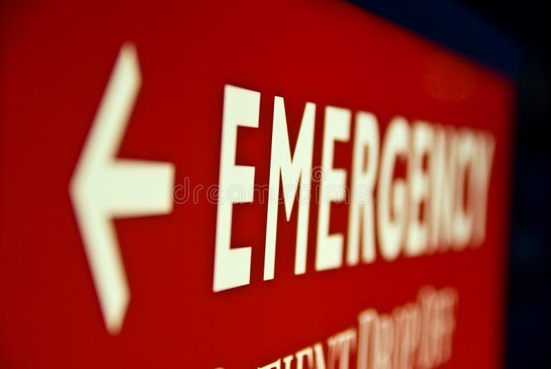 An illuminatted arrow sign pointing to the emergency room. An illuminatted arrow sign pointing to the emergency room.