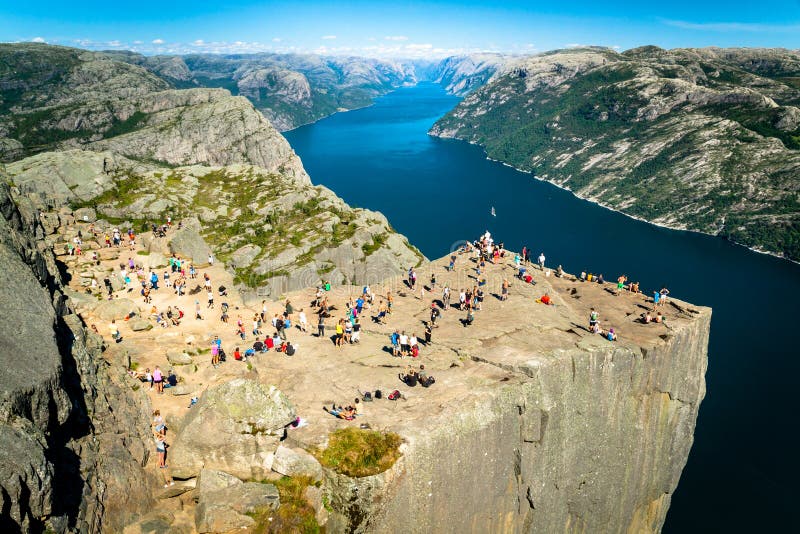 Норвегия preikestolen стоковое изображение rf Норвегия preikestolen стоковое изображение rf