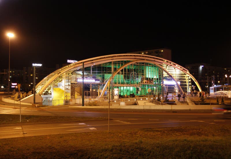 ноча katowice стоковая фотография rf ноча katowice стоковая фотография rf