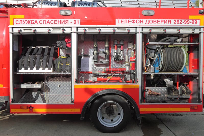 Оборудование пожарной машины Редакционное Фотография - изображение ...