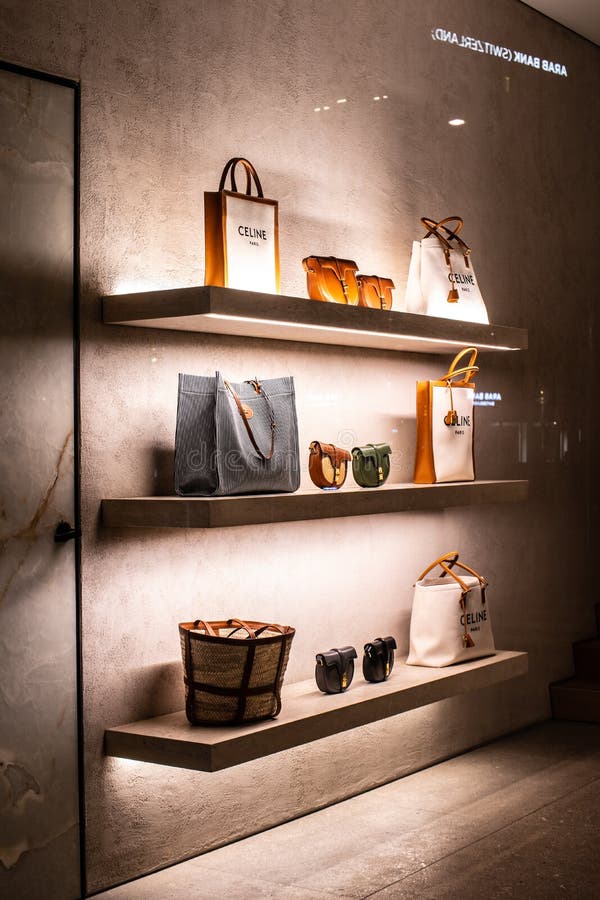 Celine life vetement sale