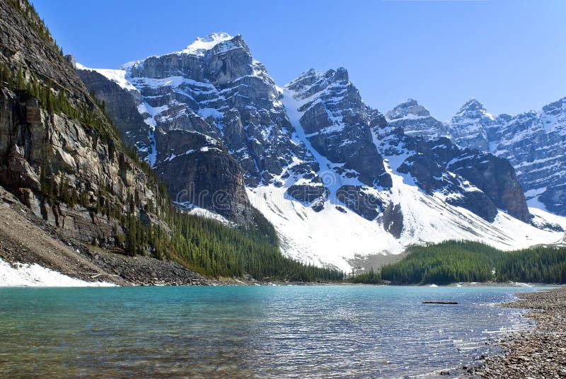 Озеро Agnes, национальный парк, Banff Альберта, Канада стоковое фото Озеро Agnes, национальный парк, Banff Альберта, Канада стоковое фото