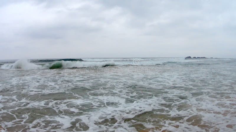 Океанские волны Shi Lanka