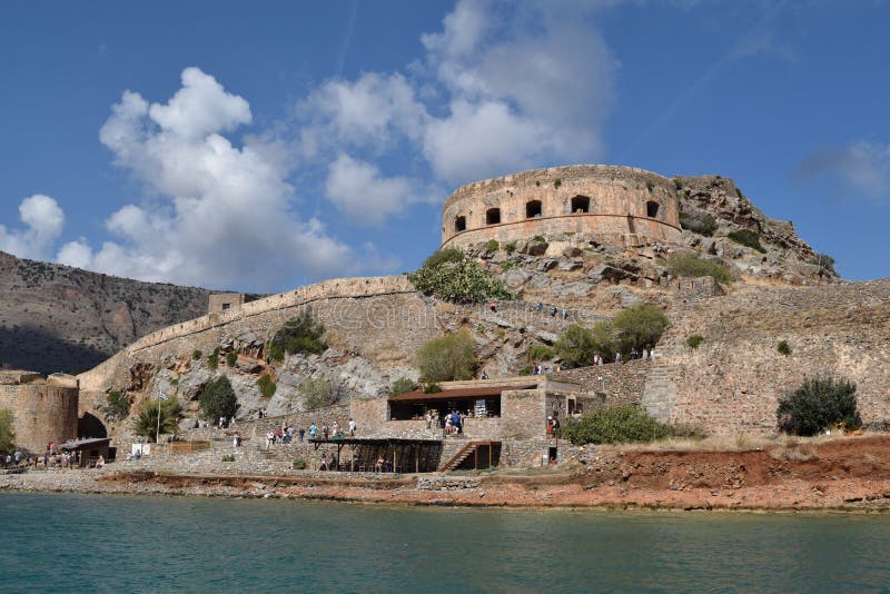 Остров Spinalonga, Крит, старый форт стоковые фото Остров Spinalonga, Крит, старый форт стоковые фото