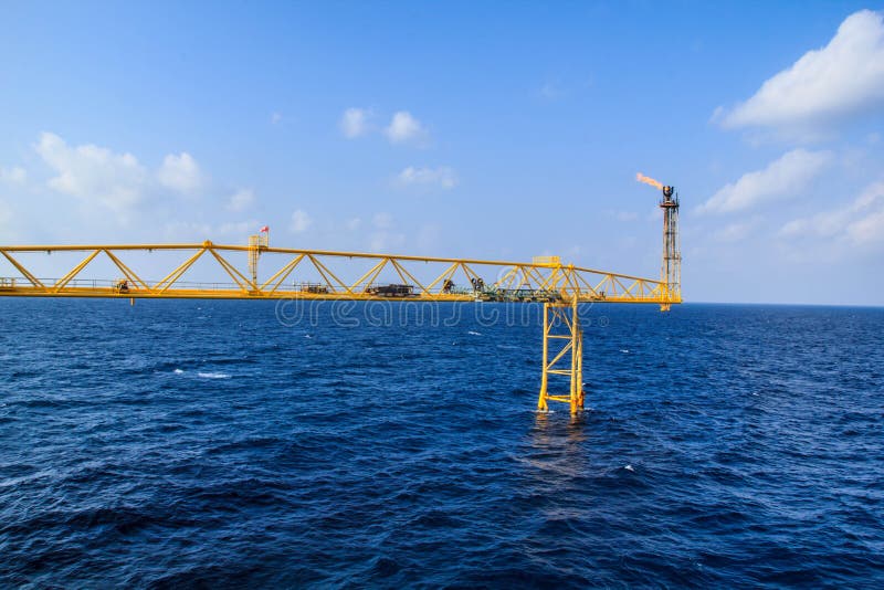 Оффшорная нефть и газ индустрии стоковое изображение Оффшорная нефть и газ индустрии стоковое изображение