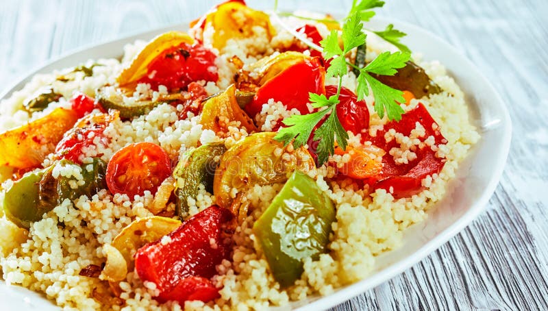 Очень вкусный вегетарианский кускус veggie стоковое изображение Очень вкусный вегетарианский кускус veggie стоковое изображение