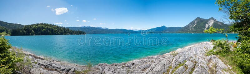 Панорама ландшафтного озера стоковые фотографии rf
