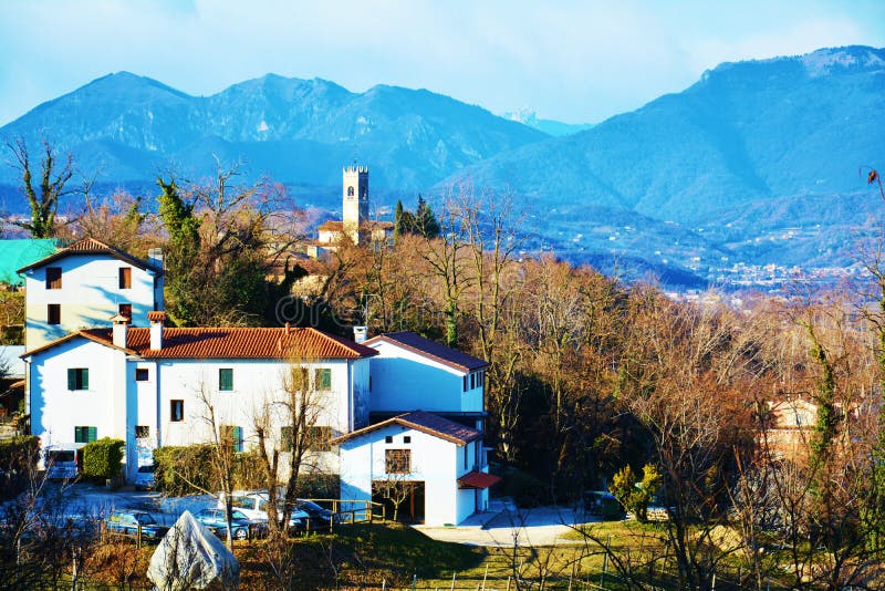 Панорамный взгляд Conegliano венето, Тревизо, Италии стоковая фотография rf