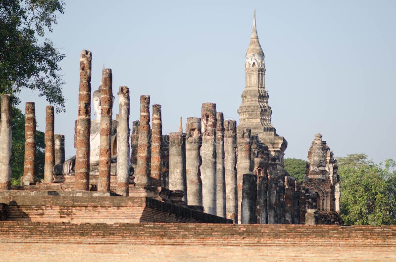 Парк истории Sukhothai Оно ` s всемирное наследие Одно из назначения в Таиланде Оно ` s древний город около 700 лет стоковые фото Парк истории Sukhothai Оно ` s всемирное наследие Одно из назначения в Таиланде Оно ` s древний город около 700 лет стоковые фото