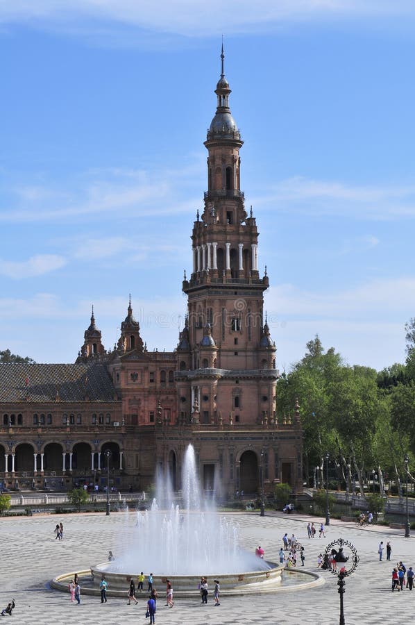 Площадь de Espana, Parque de MarÃa Luisa, Севилья - Испания стоковое фото rf Площадь de Espana, Parque de MarÃa Luisa, Севилья - Испания стоковое фото rf