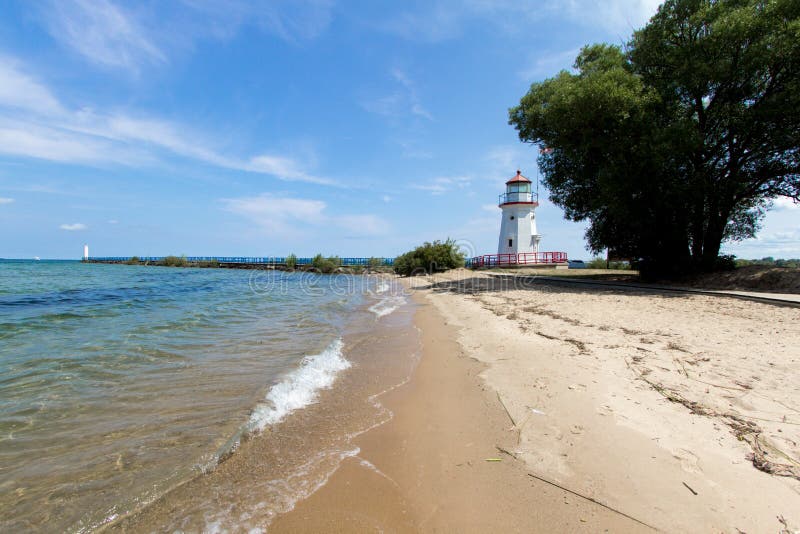 Пляж маяка Cheboygan Мичигана на Lake Huron стоковые фото