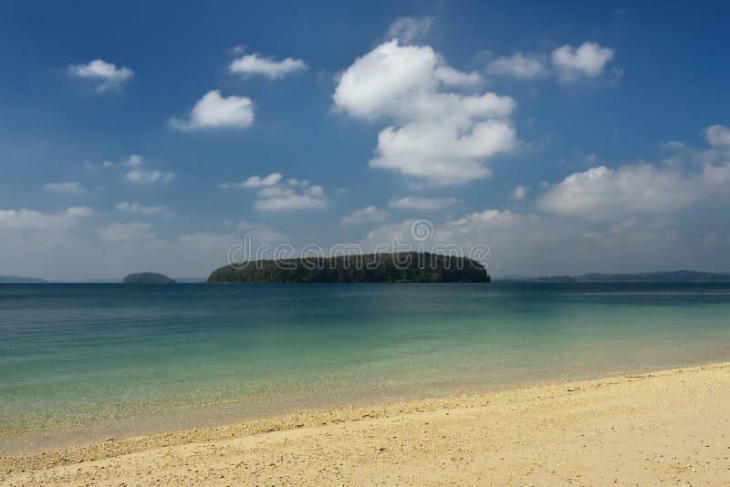 Пляж рая на острове Andaman и Nicobar, Индии стоковые фотографии rf