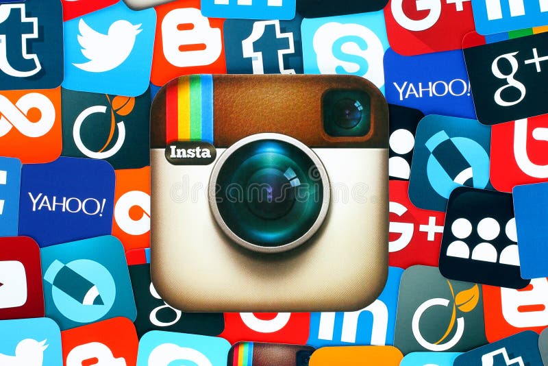 Предпосылка известных социальных значков средств массовой информации с Instagram стоковое изображение rf Предпосылка известных социальных значков средств массовой информации с Instagram стоковое изображение rf
