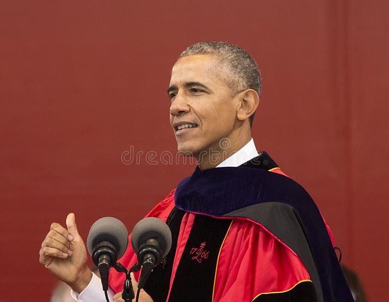 Президент Barack Obama говорит на 250th начале университета Rutgers годовщины стоковая фотография Президент Barack Obama говорит на 250th начале университета Rutgers годовщины стоковая фотография