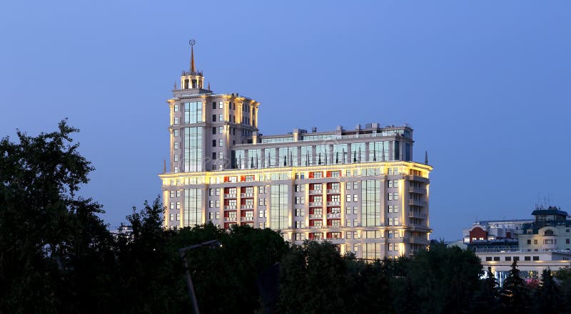 Президент Гостиница в взгляд ночи Москве, России стоковое фото Президент Гостиница в взгляд ночи Москве, России стоковое фото