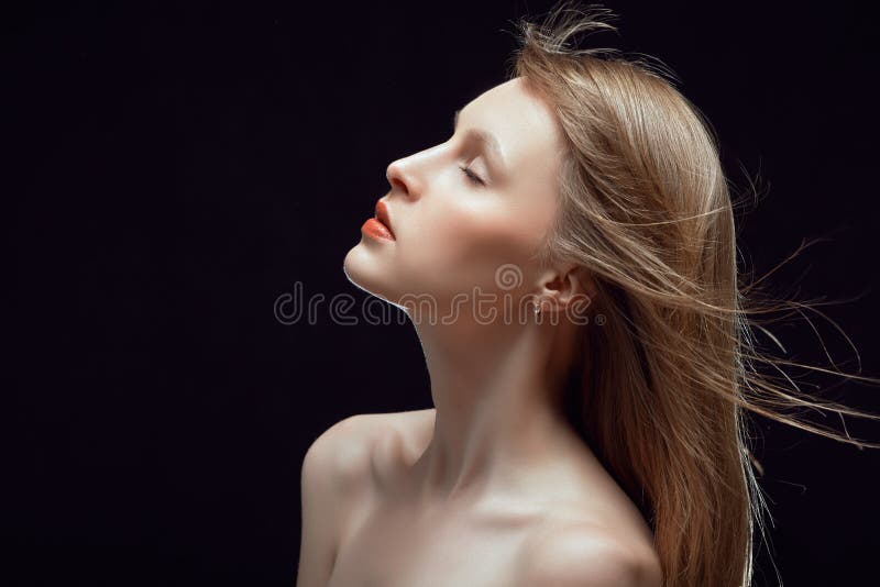 Профиль женщины стоковая фотография rf Профиль женщины стоковая фотография rf