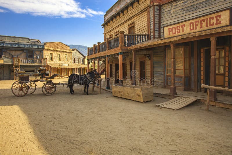 ПУСТЫНЯ TABERNAS, АЛЬМЕРИЯ АНДАЛУСИЯ/ИСПАНИЯ - 18-ОЕ СЕНТЯБРЯ 2011: стоковое фото