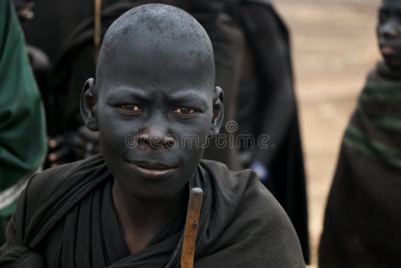 Ратник детенышей Masai стоковая фотография rf Ратник детенышей Masai стоковая фотография rf