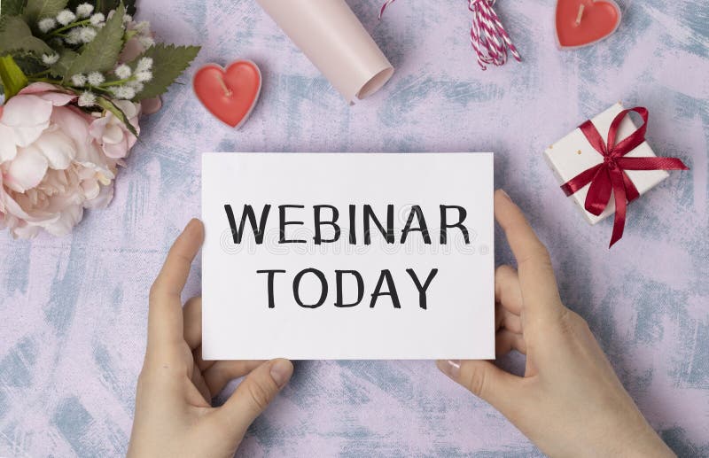 Рука писать вдохновение заголовка текста, webinar сегодня. Концепция бизнеса для образования, написанного на события стоковое фото