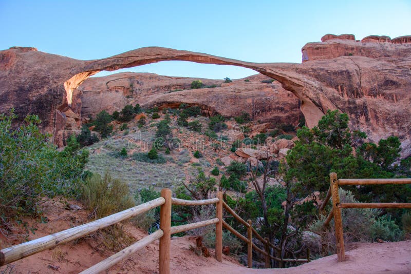 Свод ландшафта в сводах национальном парке, Moab, Юте, Соединенных Штатах стоковое изображение Свод ландшафта в сводах национальном парке, Moab, Юте, Соединенных Штатах стоковое изображение