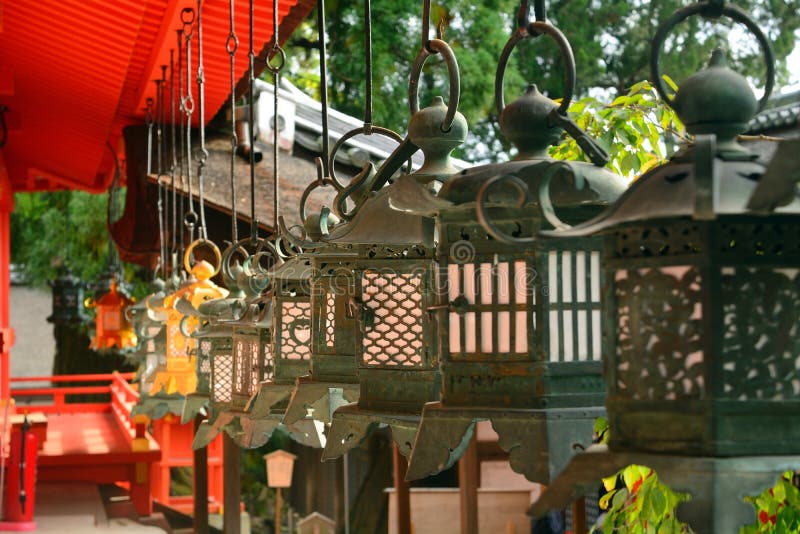 Святыня Kasuga Taisha синтоистская, Nara, Япония стоковая фотография