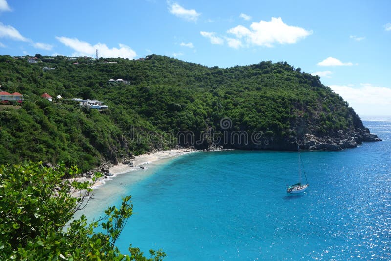 Ареальный взгляд на пляже раковины, St. Barths, французских Вест-Индиях стоковое фото Ареальный взгляд на пляже раковины, St. Barths, французских Вест-Индиях стоковое фото