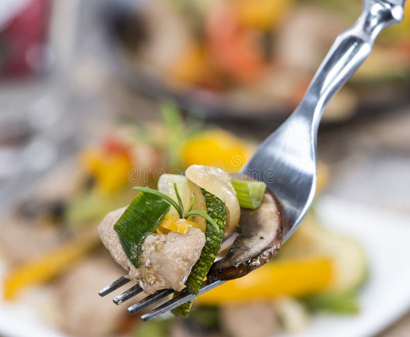 Смешанные овощи с мясом стоковые изображения Смешанные овощи с мясом стоковые изображения