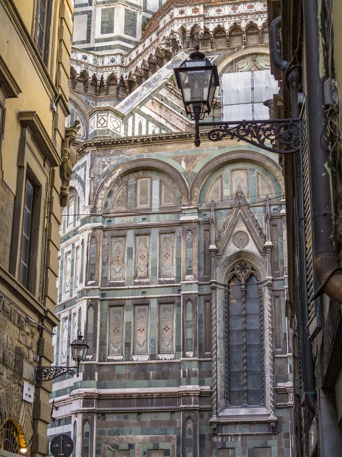 Собор Флоренс Santa Maria del Fiore, архитектурноакустической детали стоковая фотография Собор Флоренс Santa Maria del Fiore, архитектурноакустической детали стоковая фотография