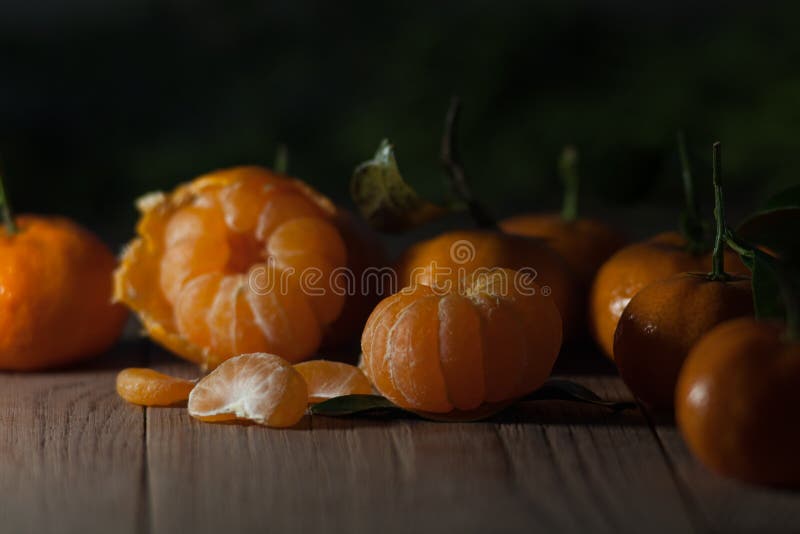 Сочные tangerines 1 жизнь все еще стоковые изображения rf