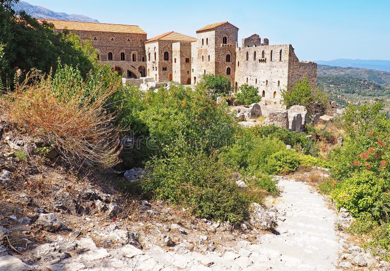 Средневековый дворец на старом месте Mystras, Греции стоковые изображения rf Средневековый дворец на старом месте Mystras, Греции стоковые изображения rf