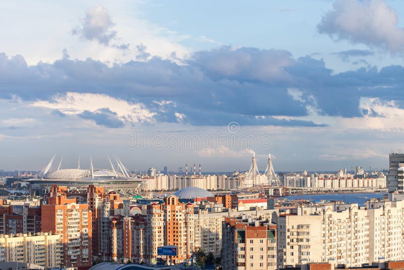 Стадион в Санкт-Петербурге России на кубок мира 2018 ФИФА и евро UEFA 2020 событий стоковое изображение rf Стадион в Санкт-Петербурге России на кубок мира 2018 ФИФА и евро UEFA 2020 событий стоковое изображение rf