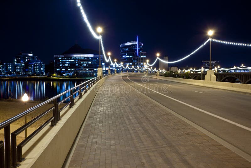 стан tempe моста бульвара Аризоны городской к стоковое фото стан tempe моста бульвара Аризоны городской к стоковое фото