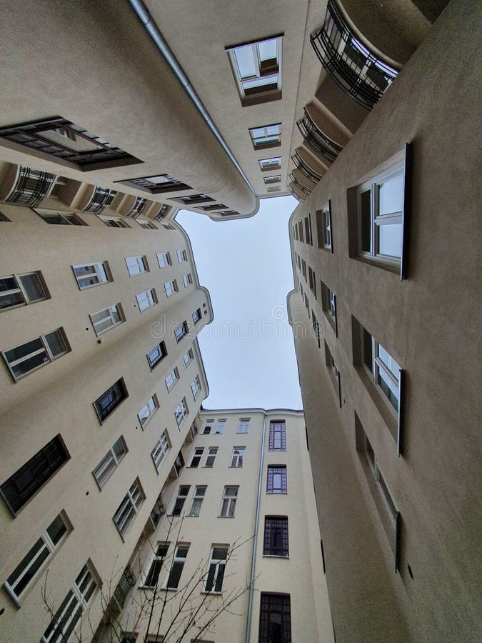 Старая историческая Варшава в арендуемом доме Польши от дома стоковая фотография