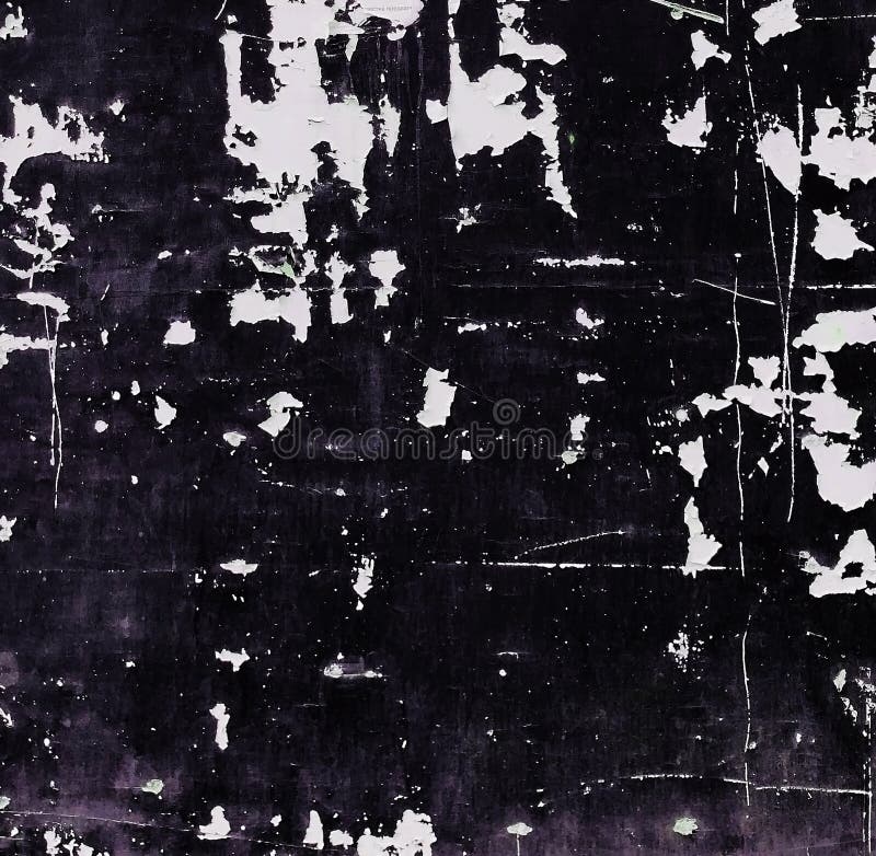 Старая постаретая grungy стена с треснутой черной текстурой краски стоковые изображения rf Старая постаретая grungy стена с треснутой черной текстурой краски стоковые изображения rf
