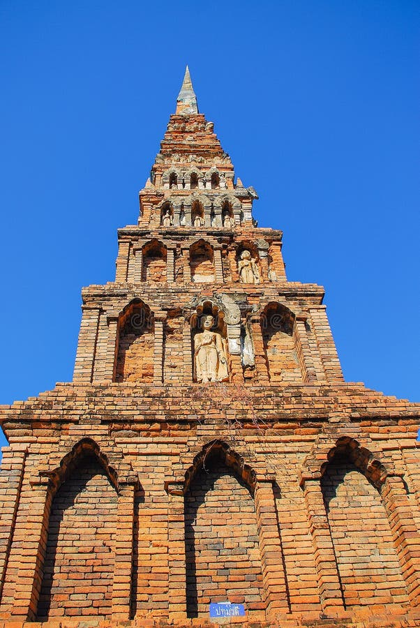 старый pagoda Таиланд стоковое изображение rf старый pagoda Таиланд стоковое изображение rf