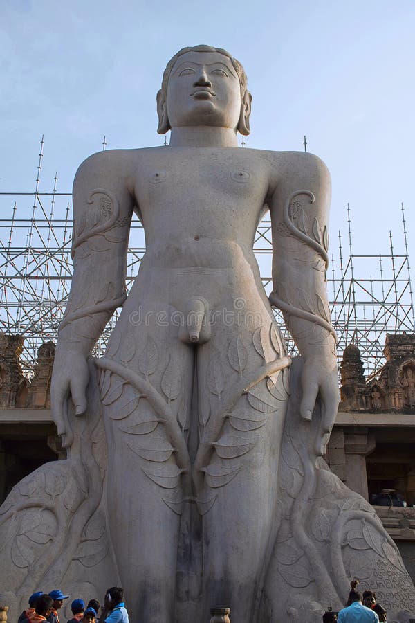Статуя Gommattesvara Bahubali Устаревшее 978-993 Shravanabelagola стоковое изображение Статуя Gommattesvara Bahubali Устаревшее 978-993 Shravanabelagola стоковое изображение