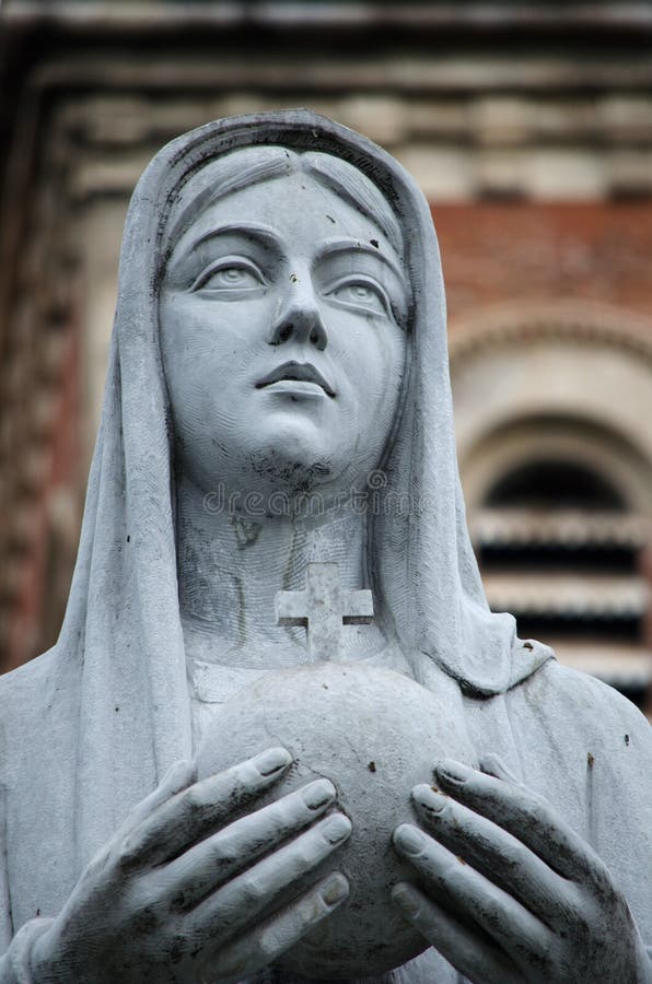 статуя мати mary стоковая фотография rf статуя мати mary стоковая фотография rf