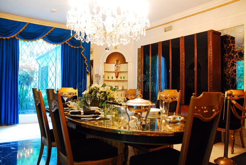 The dining room of Graceland, Elvis Presley`s home in Memphis, Tennessee. The dining room of Graceland, Elvis Presley`s home in Memphis, Tennessee