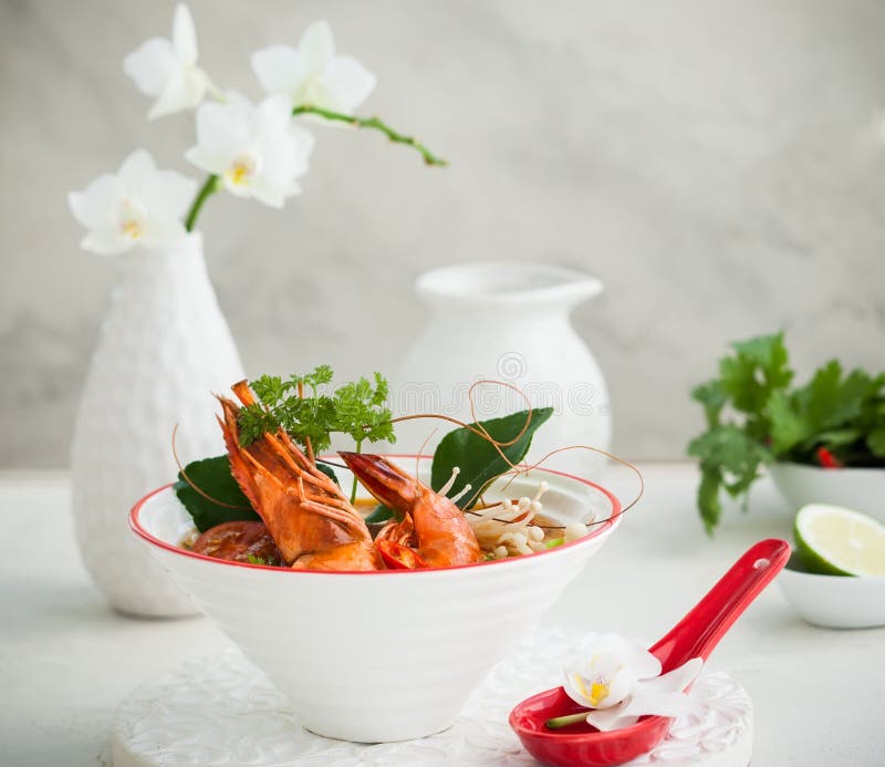 Суп Tom Yum стоковое изображение Суп Tom Yum стоковое изображение