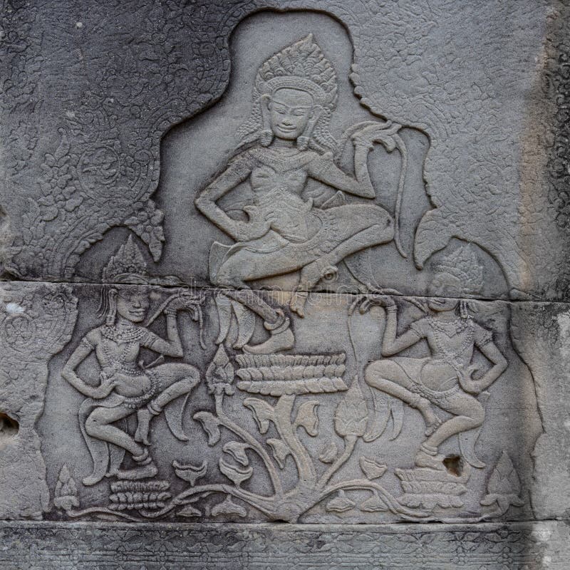Сцена танца на стенах Angkor Thom, Siem Reap, Камбоджи стоковое фото Сцена танца на стенах Angkor Thom, Siem Reap, Камбоджи стоковое фото
