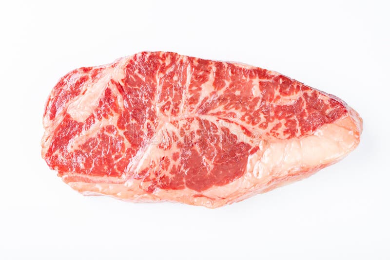 Сырцовый стейк говядины striploin изолированный против белизны Взгляд сверху стоковое изображение Сырцовый стейк говядины striploin изолированный против белизны Взгляд сверху стоковое изображение